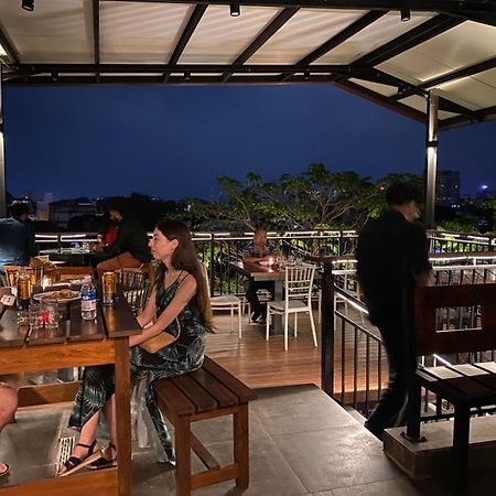 The Den 23 Hotel Dehiwala-Mount Lavinia Exterior photo